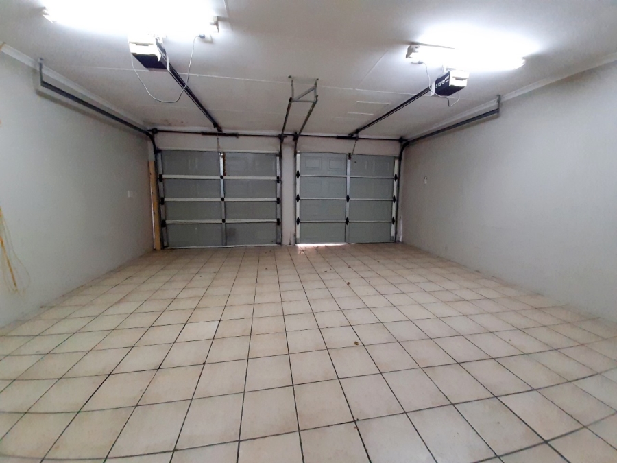 3 Bedroom Property for Sale in Vaalpark Free State